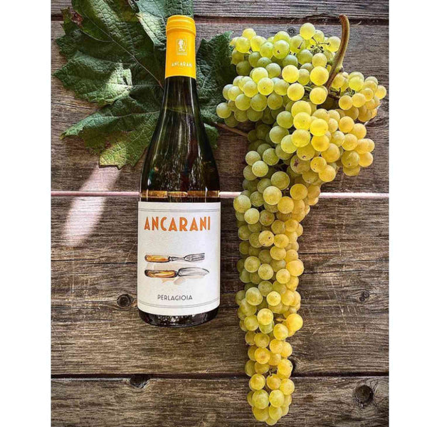 "Per La Gioia" Vino Bianco grape
